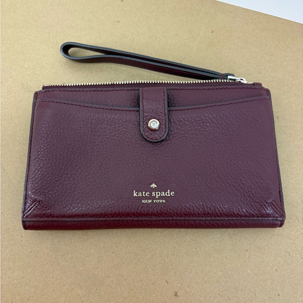 Kate Spade Maroon Clutch Purse, 14+ Card Slots, 4 Cash Slots